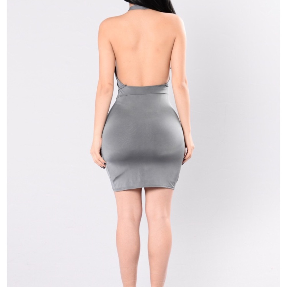 Dress - Picture 4 of 4